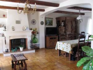 villa T5 à Vidauban plein sud belle traditionnelle spacieuse avec prestations de qualité  et caractère !